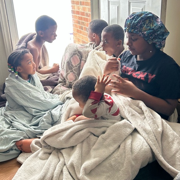 Like this listing to be notified for my next live show!! - Picture 9 of 14